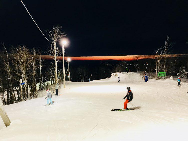Ski Bromont – Après les grands froids, le plaisir en soirée. – 3 janvier 2018