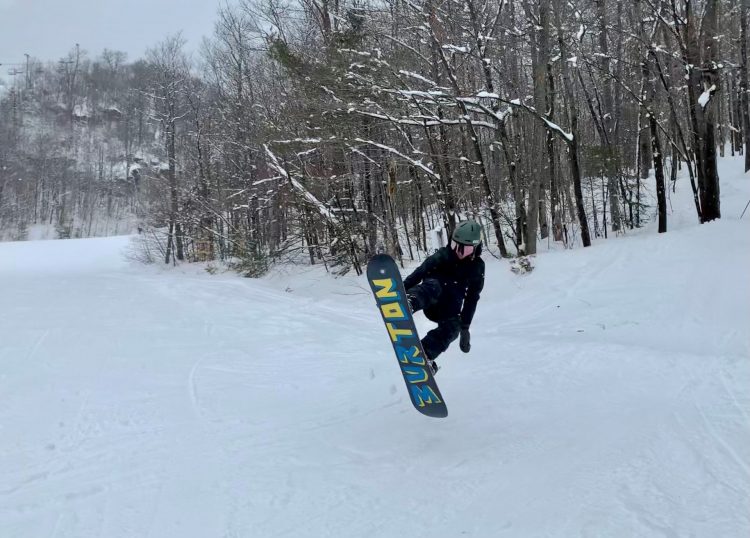 30 cm de nouvelle neige dans les Pays d’en haut, go en ski!